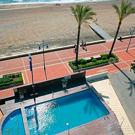 Sunday's Hotel